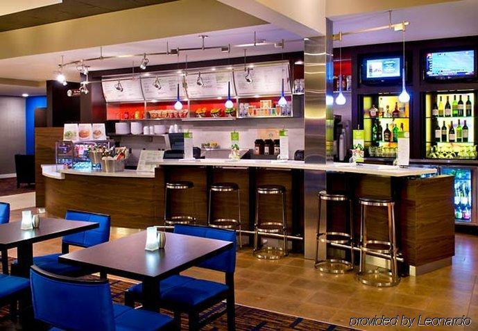 Hotel Courtyard Syracuse Carrier Circle East Syracuse Restaurant foto